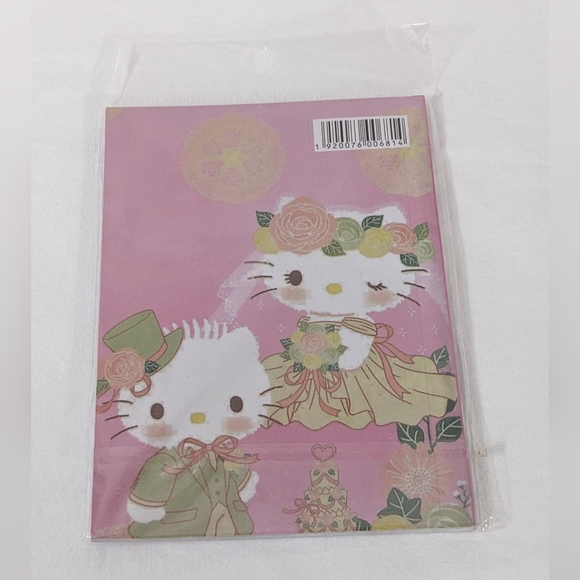 Hello Kitty Sanrio Kawaii Sticker Book, 450 Stickers, 16 Sticker Sheets - Picture 3 of 7